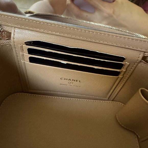 SOLD! Authentic Chanel 2022 Quilted Gold Top Handle Vanity (Gold Chanel Logo)! - Picture 12 of 17